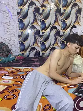 Artursmith Adlı Modelin Canlı XXX Sohbeti