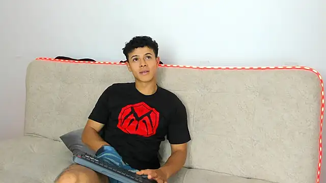 _Alex_Colton: онлайн-секс-чат