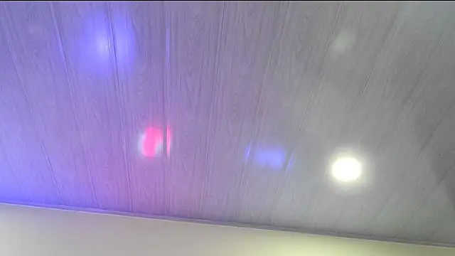 Ellie_Cute7のライブXXXチャット