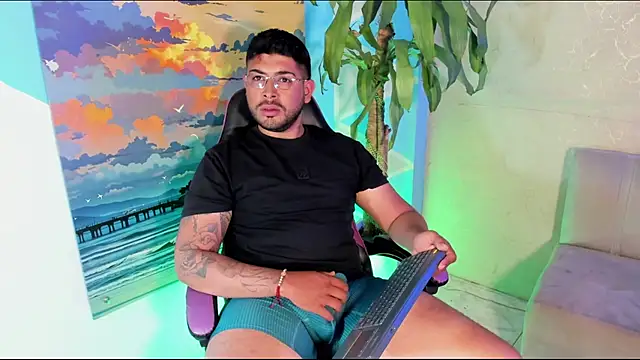 Im_Axiel: вебкам-шоу