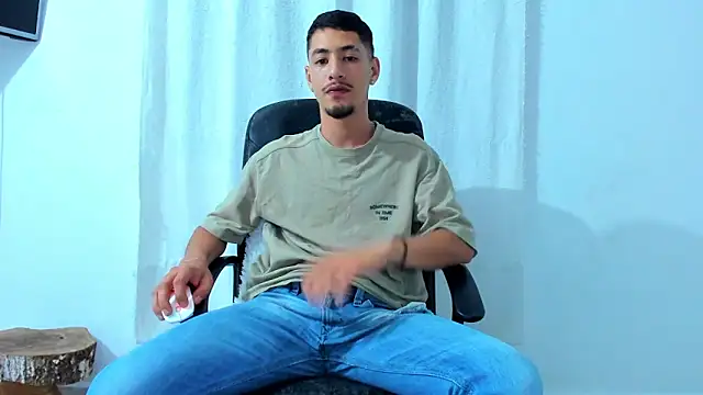 Chat +18 de Chandler_ken ao vivo