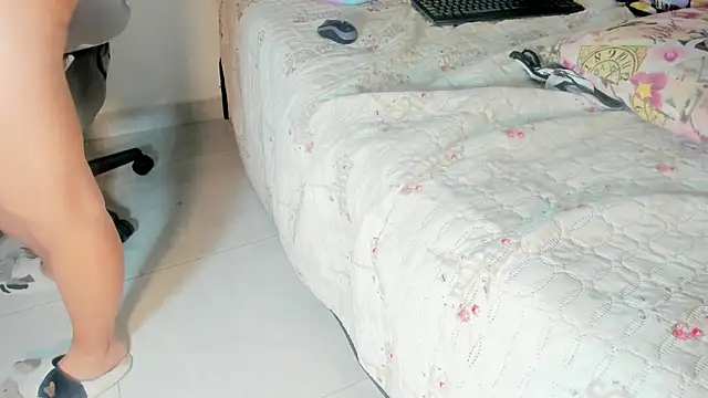 Pertunjukan Kamera Web Scarlett_Montclair