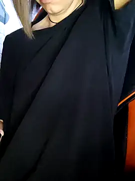 Aashikalaa's Live XXX Chat