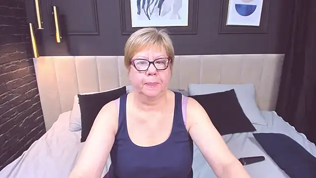 Chat XXX en directo de JillMild