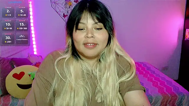 EllieMoonX Live XXX Chat