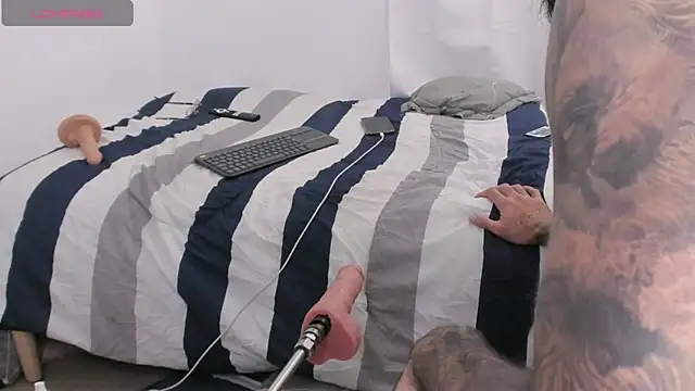 Apolo_Bianco_ Pertunjukan Webcam