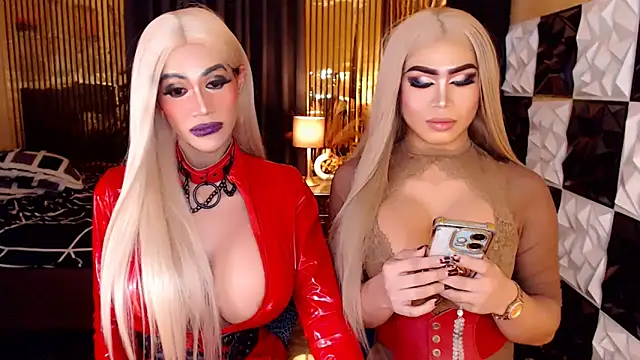 MonstrousCockDiva's Webcam Show