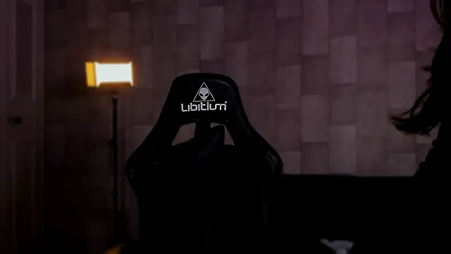 sara_doll77: онлайн-секс-чат