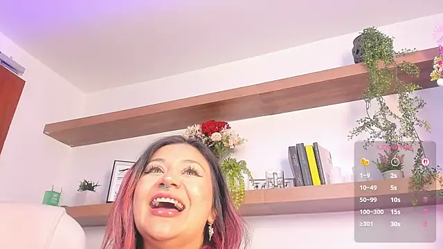 _Lorraine_v Chat XXX in diretta