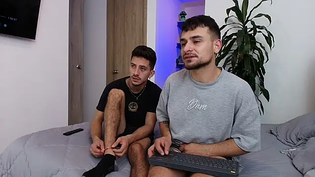 Two_sinzXX Live XXX-Chat