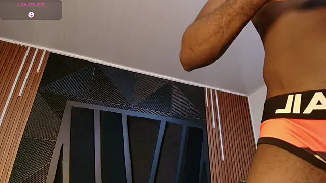 Oliver_Laurent_ Live XXX Chat