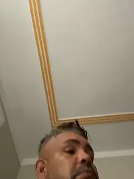 adgato 在線直播表演