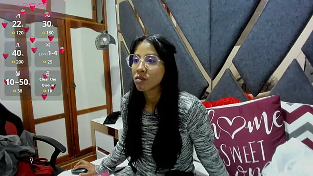 Živý XXX chat LilaRousse