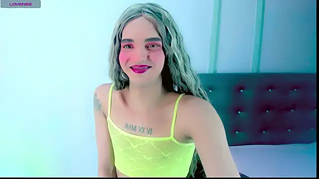 malahya_'s Live XXX Chat