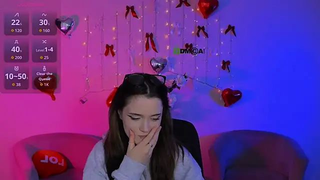 liana_kisses élő XXX-chatje