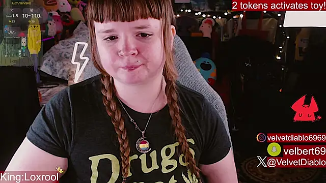 VelvetDiablo's Webcam Show