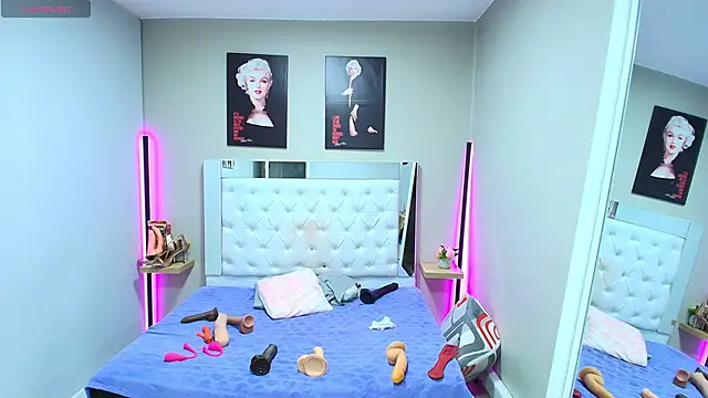 kimmturner's Webcam Show