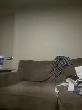 yourMasterisBored Show in webcam