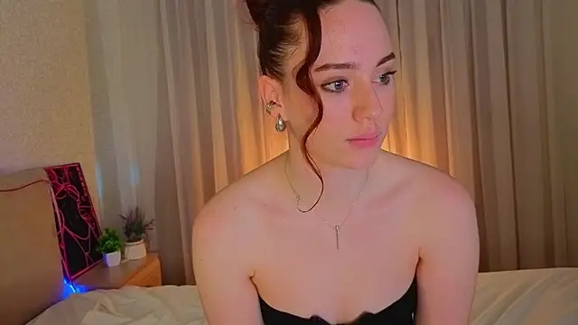 StacyWatts Chat XXX in diretta