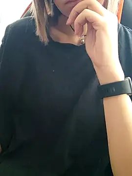 Chat +18 de Aashikalaa ao vivo