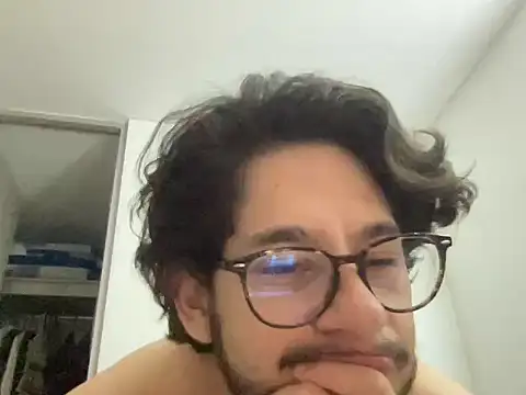 HornyPizzaBoyX webkamerás műsora