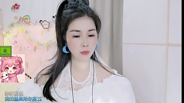 HK_angelchloe: онлайн-секс-чат