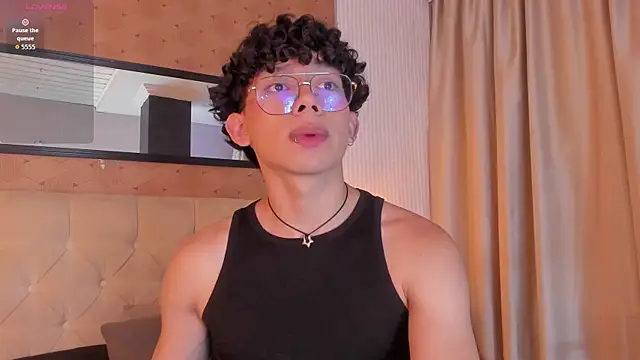 liam_twiink Obrolan Langsung XXX