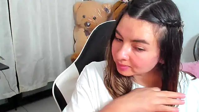 __Emma__11__Lecat_のライブXXXチャット