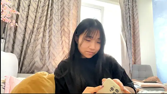 SweetMiaXO webkamerás műsora