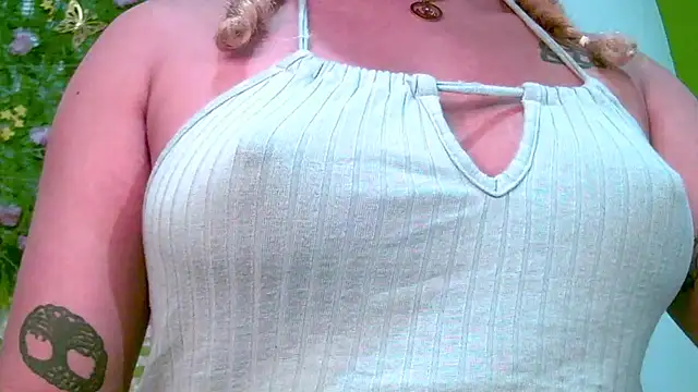 Crysrus Adlı Modelin Canlı XXX Sohbeti