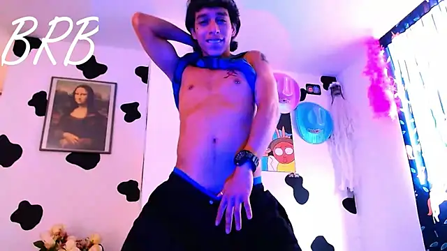 Show modela DannyPhantom555 na web-kameri