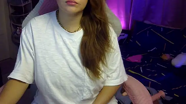 Czat XXX na żywo – AngelHennesy