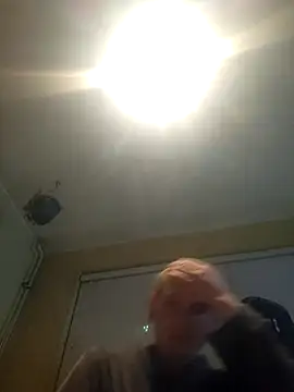 piercingpik Live XXX-chat