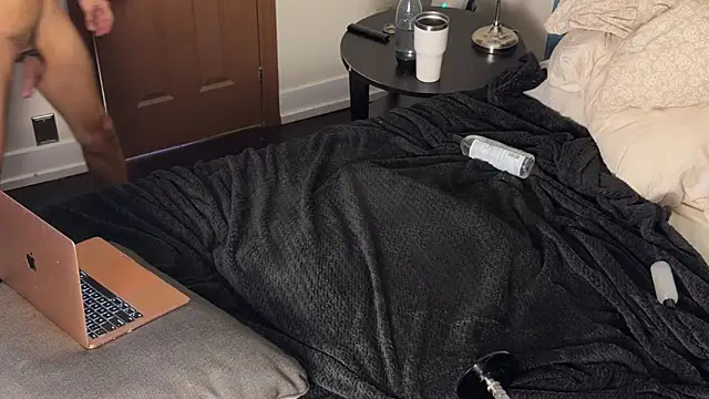 Toronto325: απευθείας συνομιλία ΧΧΧ