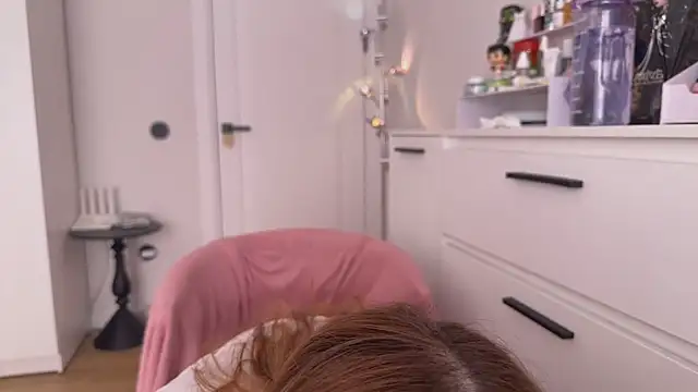 Anna_Six Chat XXX in diretta