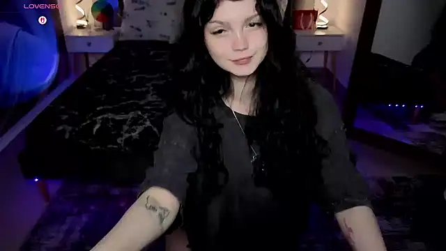 MileyRood Adlı Modelin Canlı XXX Sohbeti