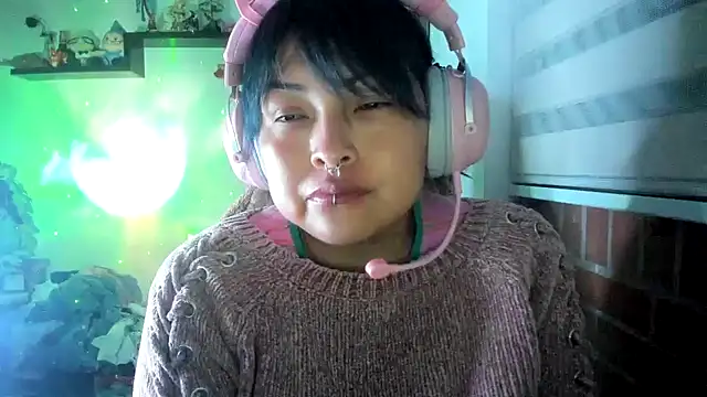 Shaddycute_: онлайн-секс-чат