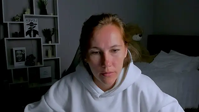 Chat +18 de MichelleOrtis ao vivo