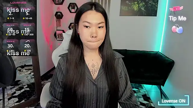 LunaPurrr's Live XXX Chat