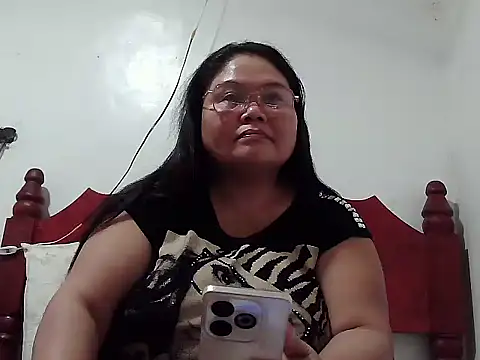 Mari_fvcks' Webcam Show