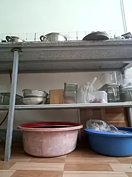 Lyly-2k5のライブXXXチャット