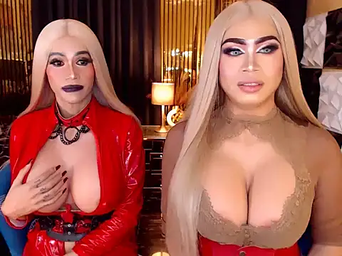 Webkamerová show MonstrousCockDiva