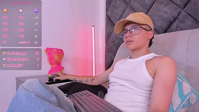 _Eternal_'s Live XXX Chat