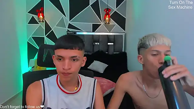 Juan_Nd_Steven Adlı Modelin Web Kamerası Şovu