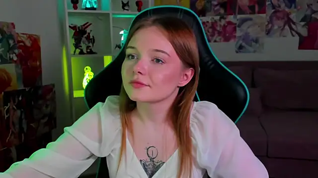 ElinaVale's Live XXX Chat