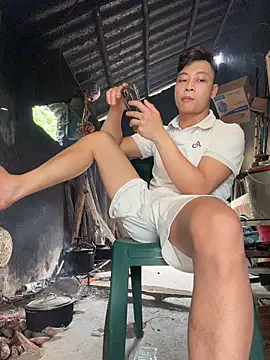 Naughty___asian Adlı Modelin Web Kamerası Şovu