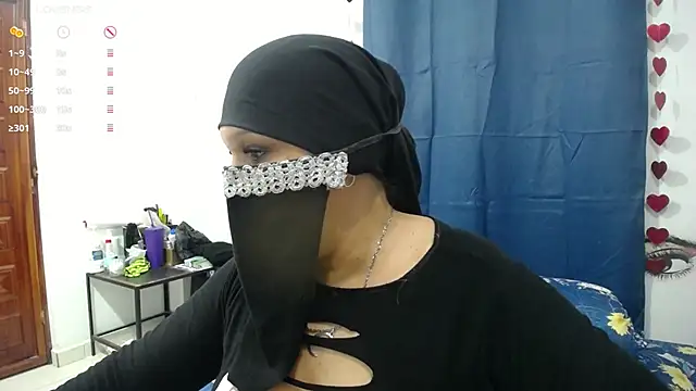 Uzziah_Sabag's Live XXX Chat