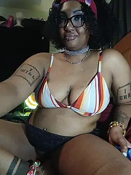 BdyNdSol élő XXX-chatje