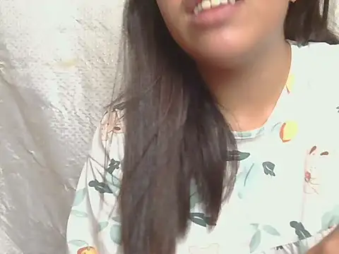 دردشة ChubbyButty الجنسية المباشرة