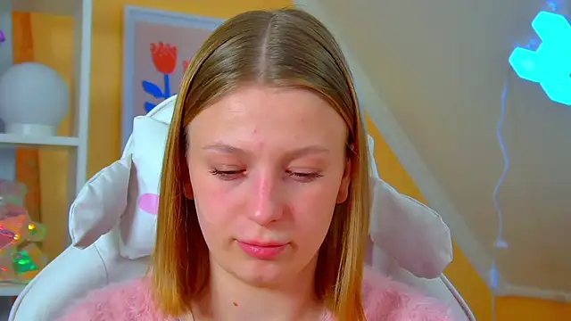 BeatriceBinoche's Live XXX Chat